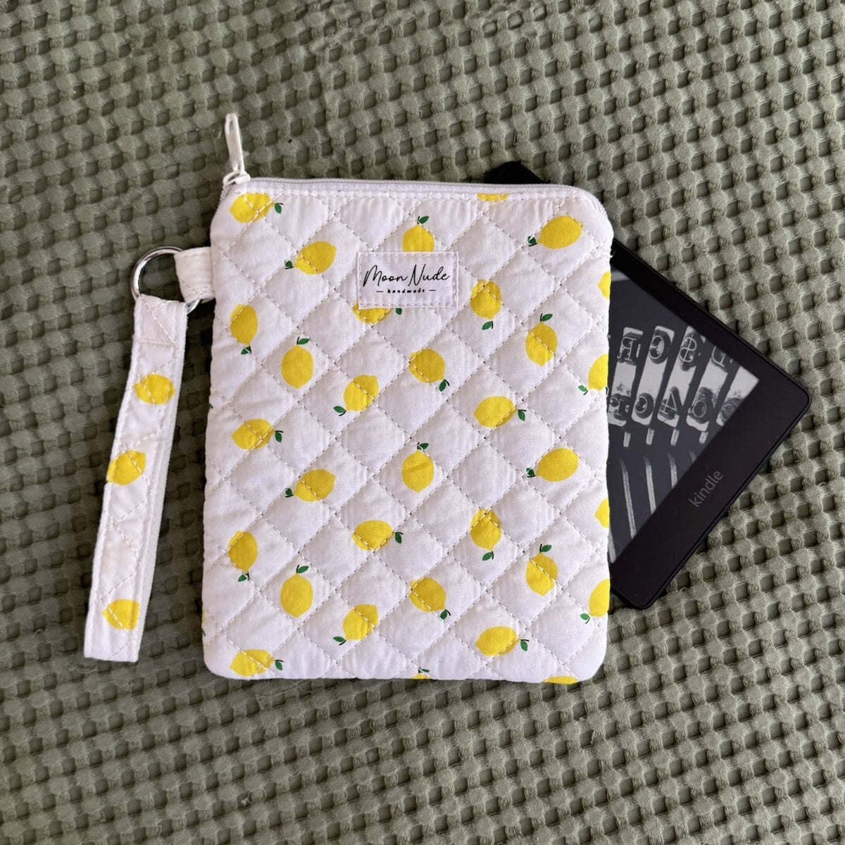 Lemonade eReader Pouch