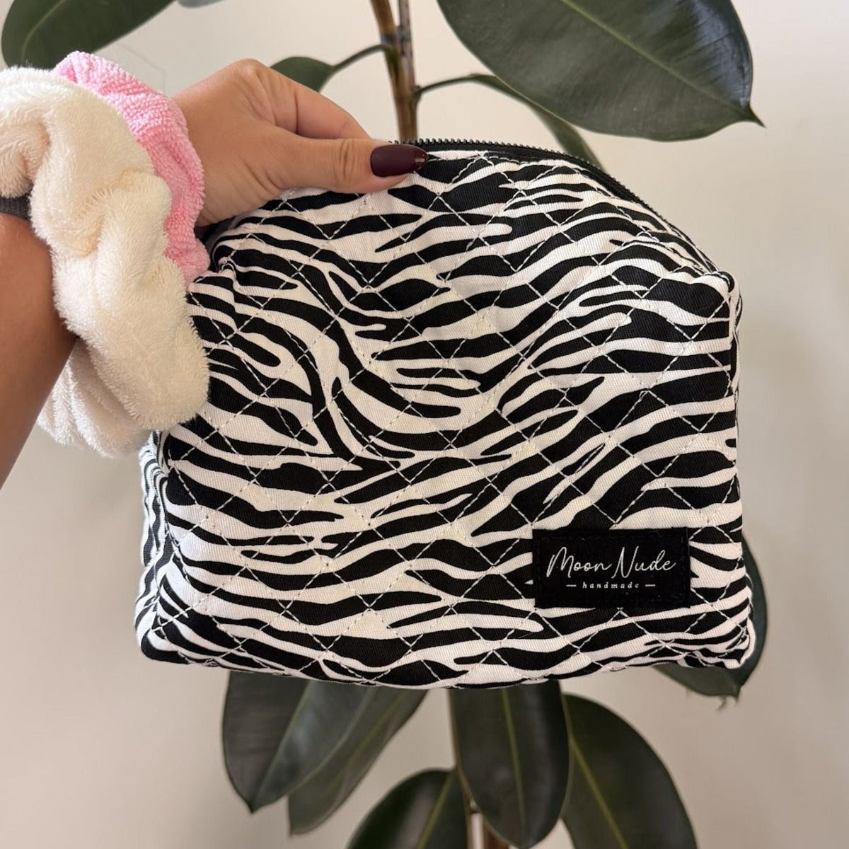 Noir Large Makeup Bag