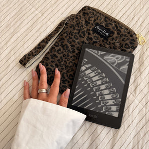 Savanna eReader Pouch
