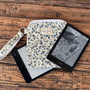 Spring eReader Pouch